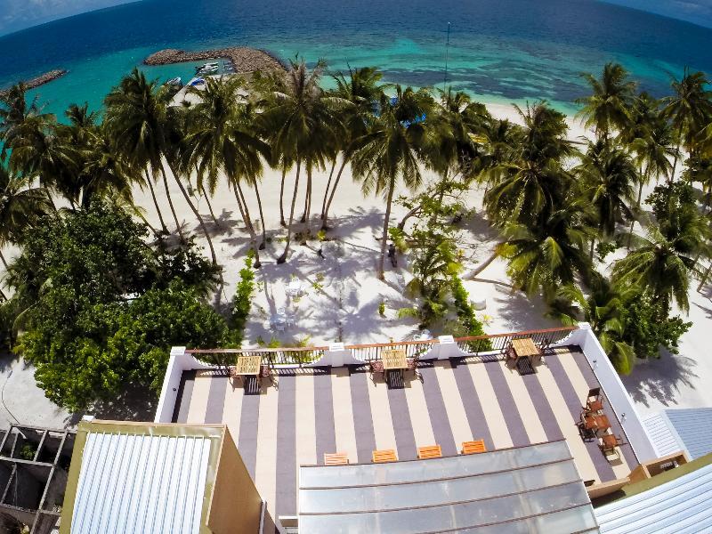 Crystal Sands Beach Hotel At Maafushi Ngoại thất bức ảnh